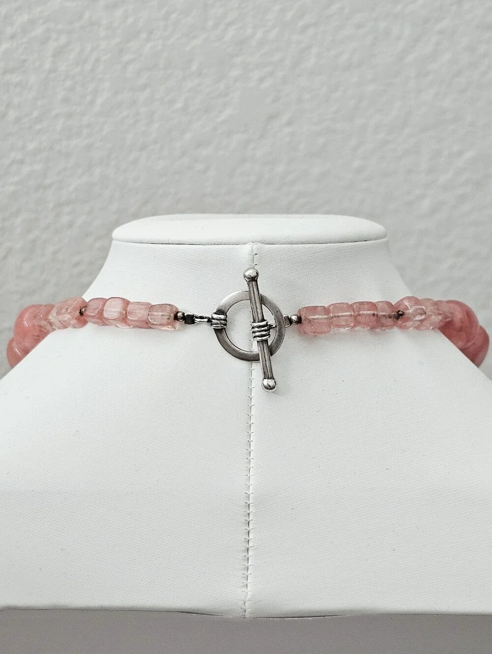 Silpada Sterling Silver Cherry Quartz Chunk Bead Hammered Pendant Necklace N1188